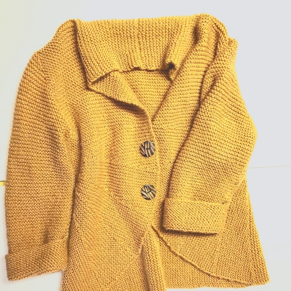 VTG Hand Knitted Acrylic Mary Maxim Pattern Gold Sweater - Picture 2 of 7